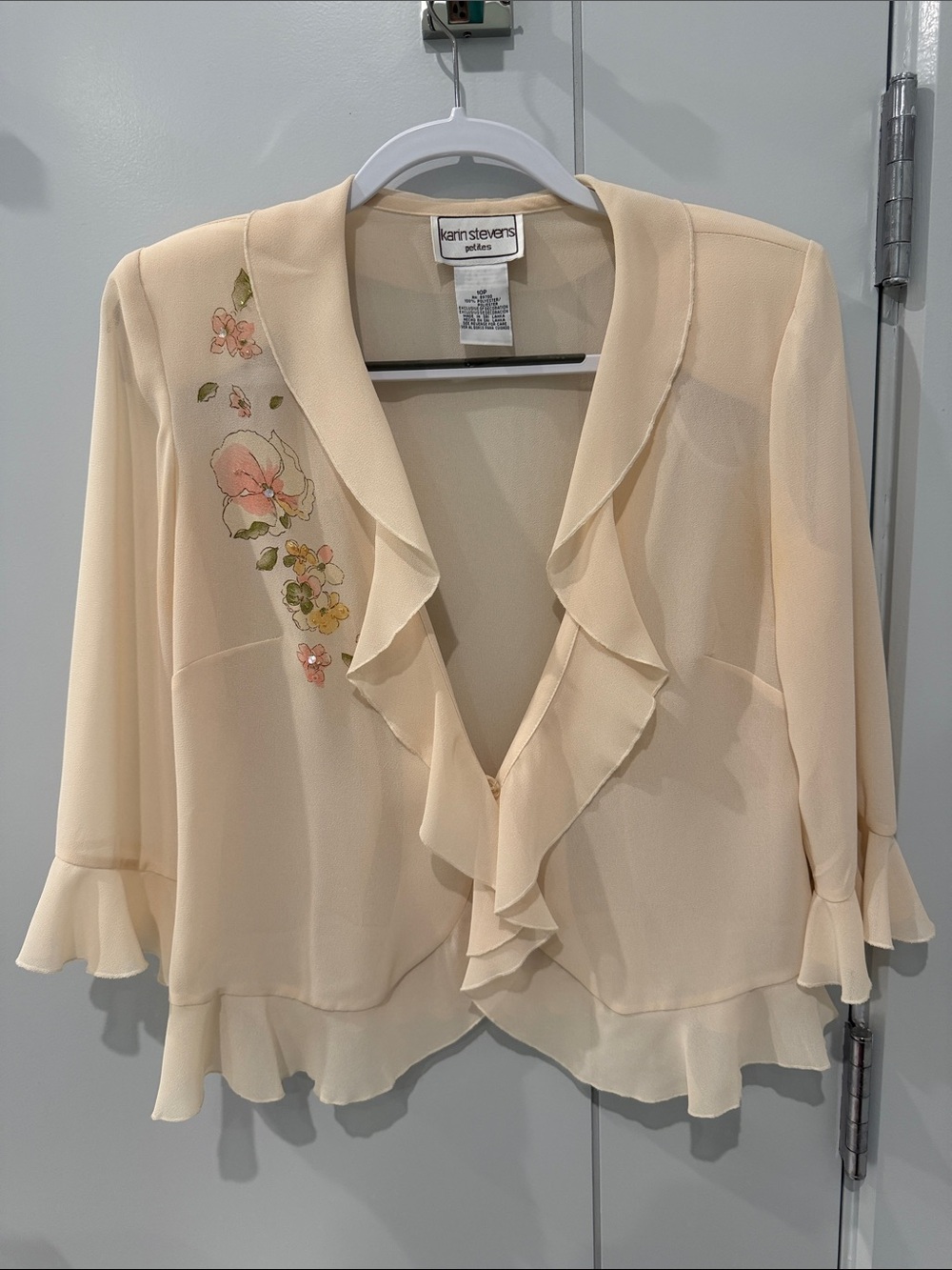 Vintage Karen Stevens Cream Ruffle Front Floral-Beaded Blouse